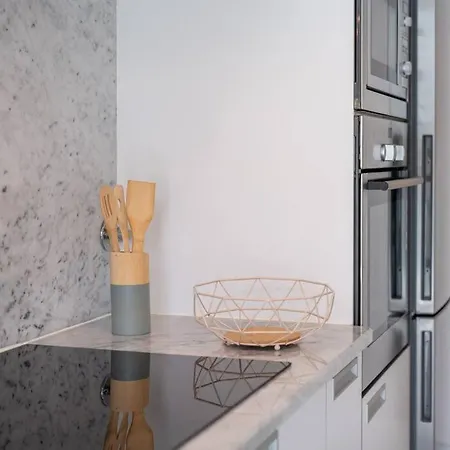 La Vie - Center & Free Park Apartment *
